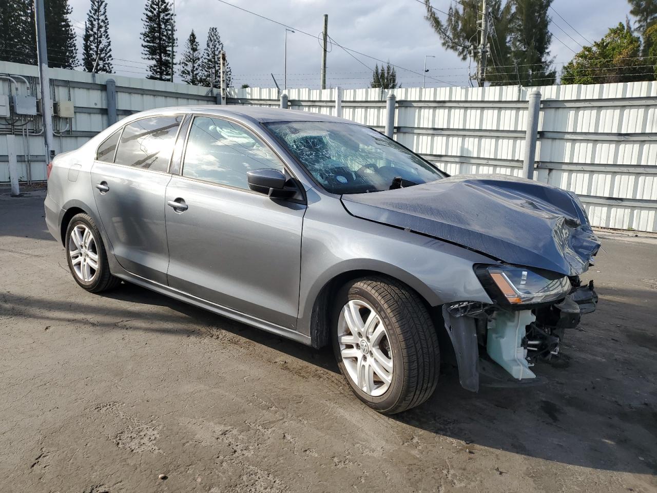 2018 Volkswagen Jetta VIN 3VW2B7AJ3JM206704 Copart auction photo, front end damage thumbnail 4