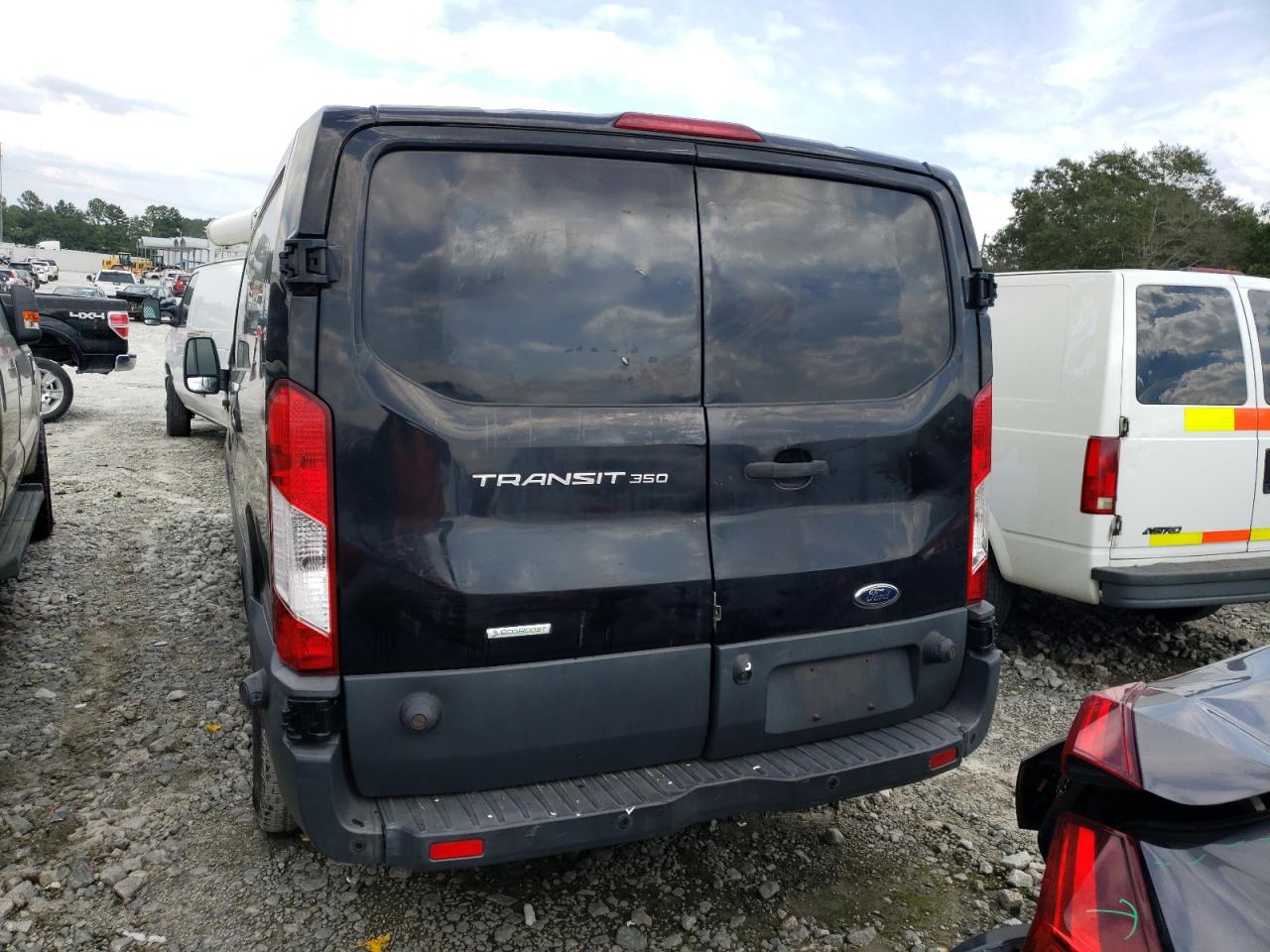 2016 Ford Transit VIN 1FTBW2YG4GKB48641 Copart auction photo, side damage thumbnail 6