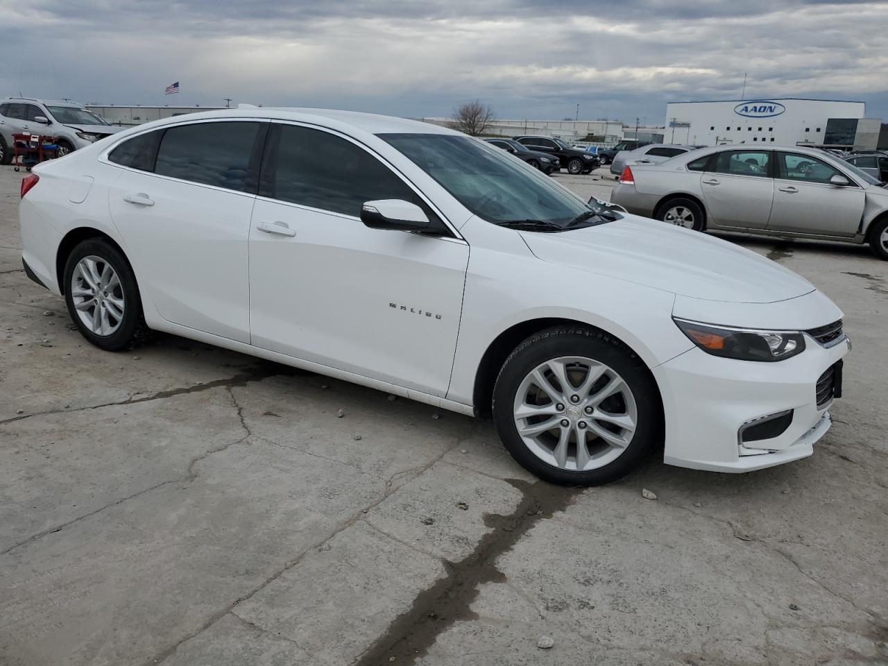 2018 Chevrolet Malibu VIN 1G1ZD5ST3JF199665 Copart auction photo, front end / undercarriage damage thumbnail 4