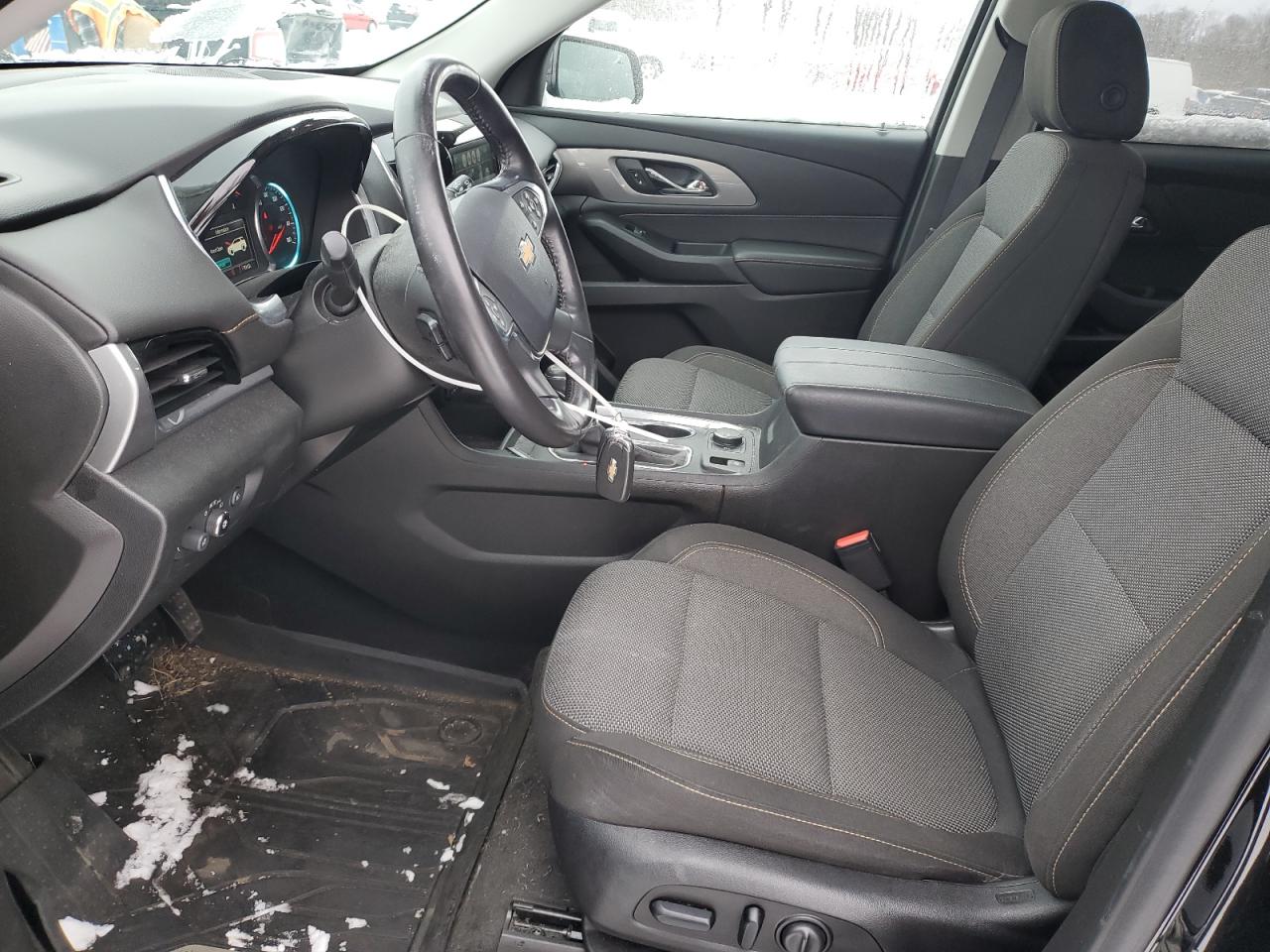 2019 Chevrolet Traverse VIN 1GNEVGKWXKJ272674 Copart auction photo, all over damage thumbnail 7