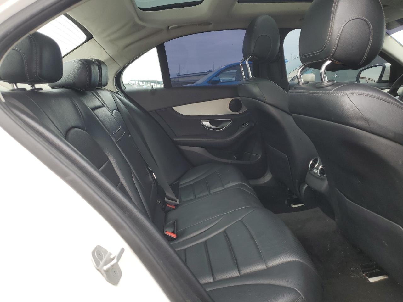 2016 Mercedes-Benz C-klasse VIN 55SWF4JB5GU115025 Copart auction photo, front end damage thumbnail 10