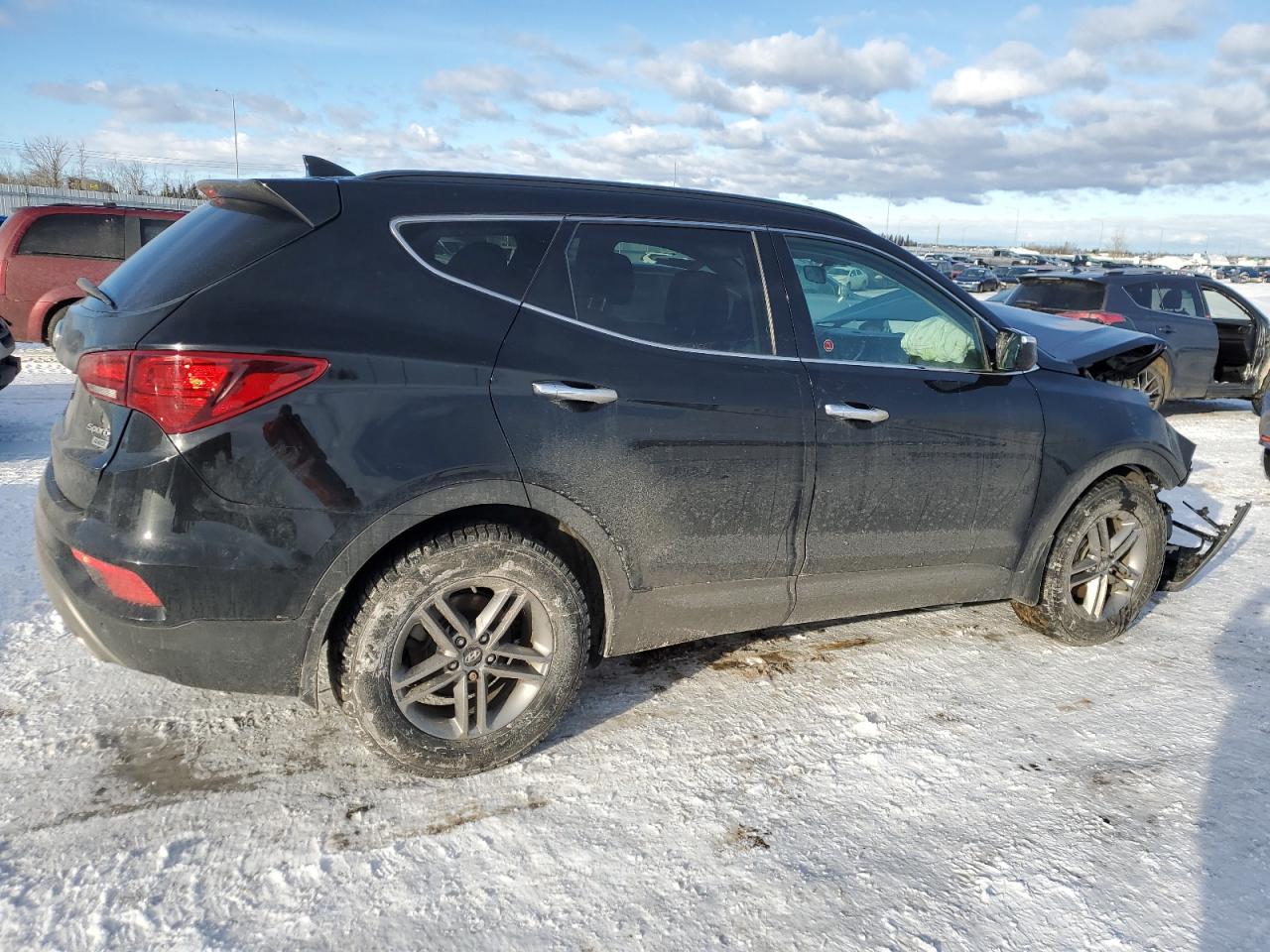 2017 Hyundai Santa Fe VIN 5XYZUDLB9HG476883 Copart auction photo, front end / undercarriage damage thumbnail 3