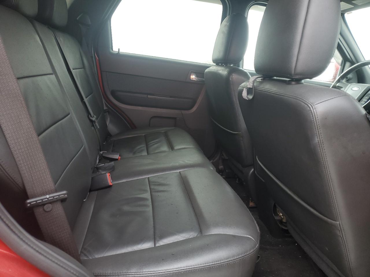 2011 Ford Escape VIN 1FMCU9EGXBKB52463 Copart auction photo, burn - interior damage thumbnail 11