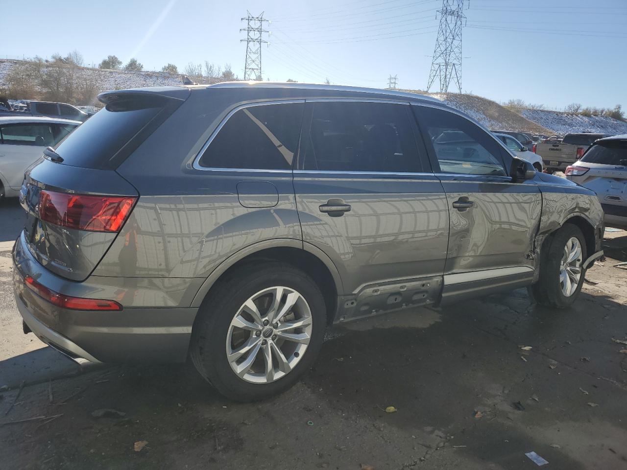 2017 Audi Q7 VIN WA1LHAF78HD039966 Copart auction photo, front end / side damage thumbnail 3