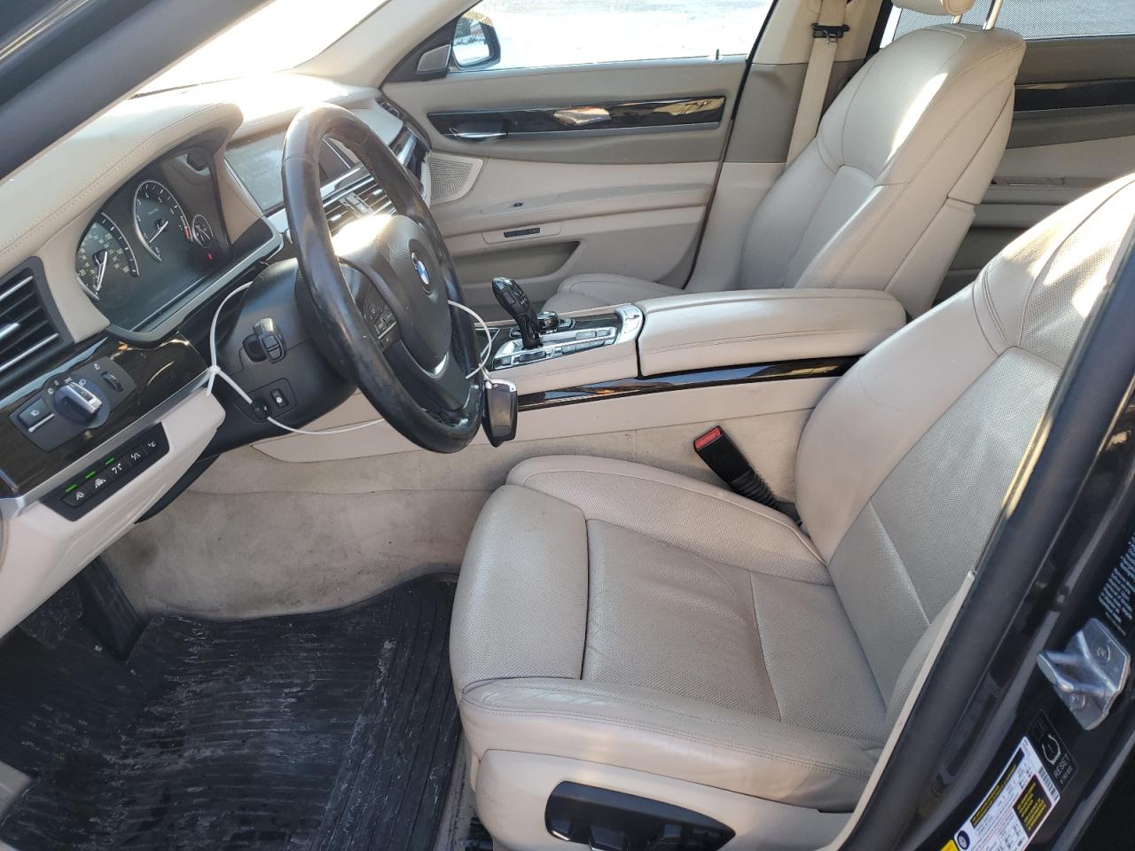 2013 BMW 7er VIN WBAYF8C59DD139854 Copart auction photo, front end damage thumbnail 7