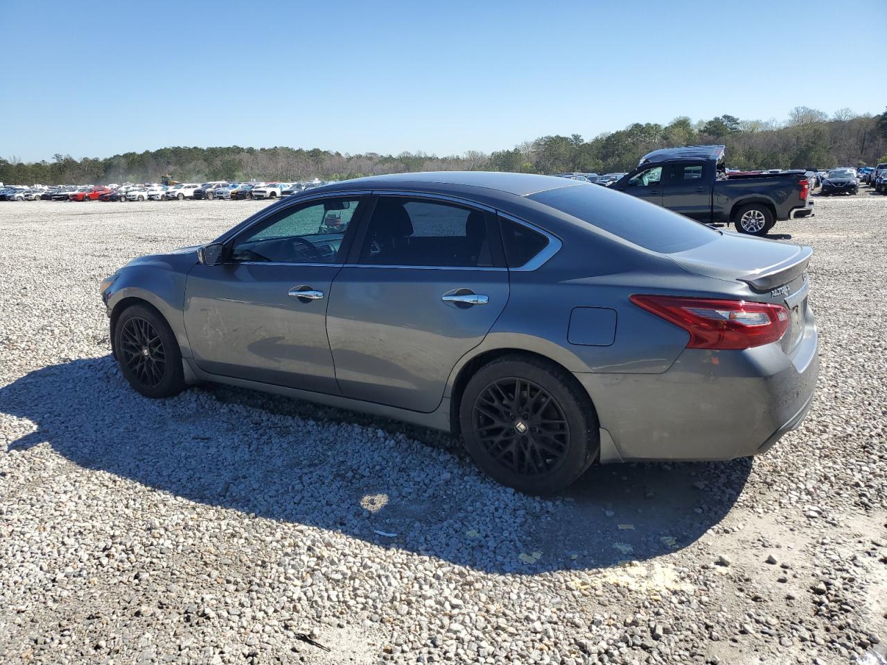 2018 Nissan Altima VIN 1N4AL3AP6JC106869 Copart auction photo, front end / minor dent/scratches damage thumbnail 2