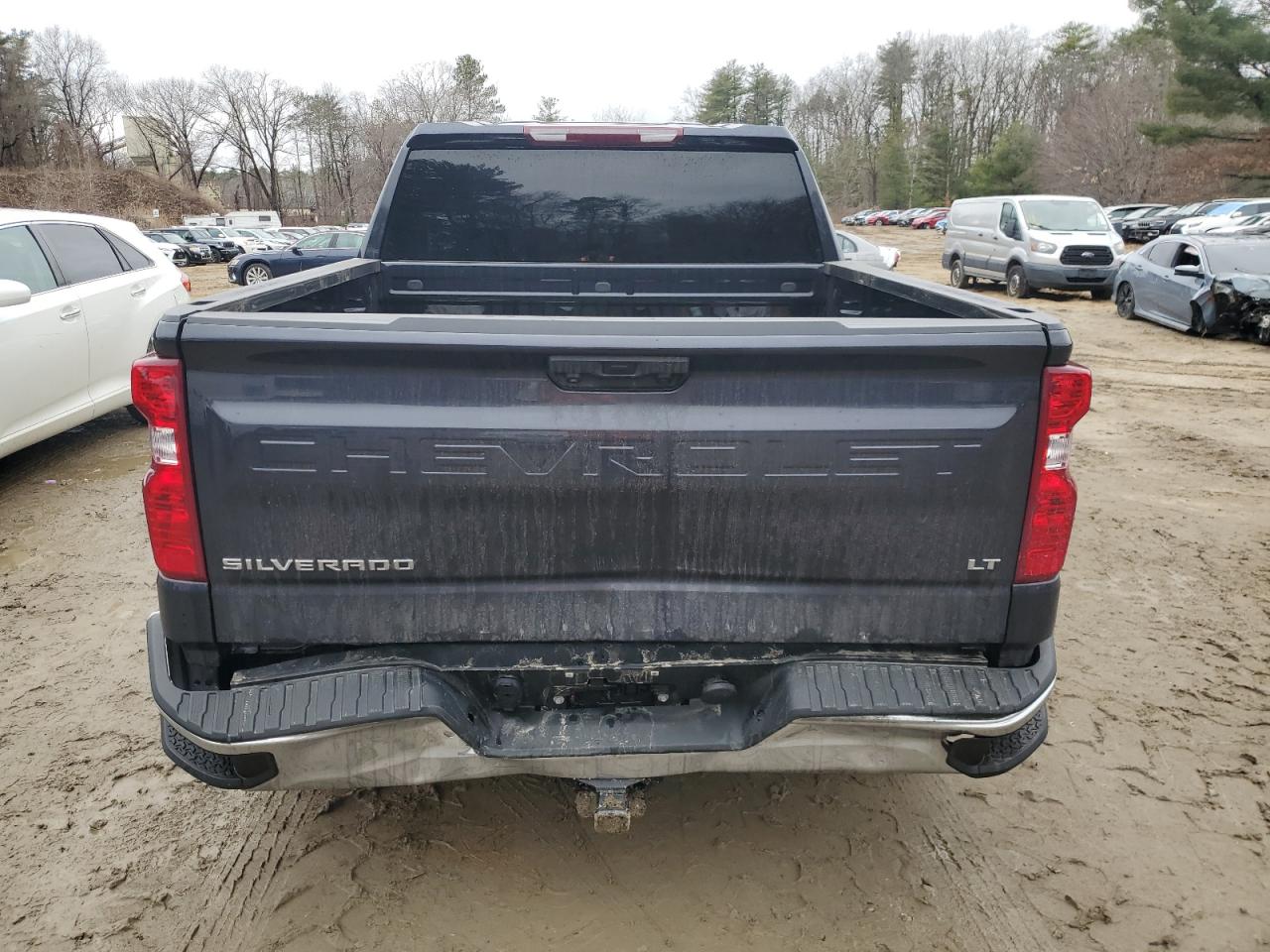 2022 Chevrolet Silverado VIN 1GCUDDED2NZ537092 Copart auction photo, rear end / minor dent/scratches damage thumbnail 6