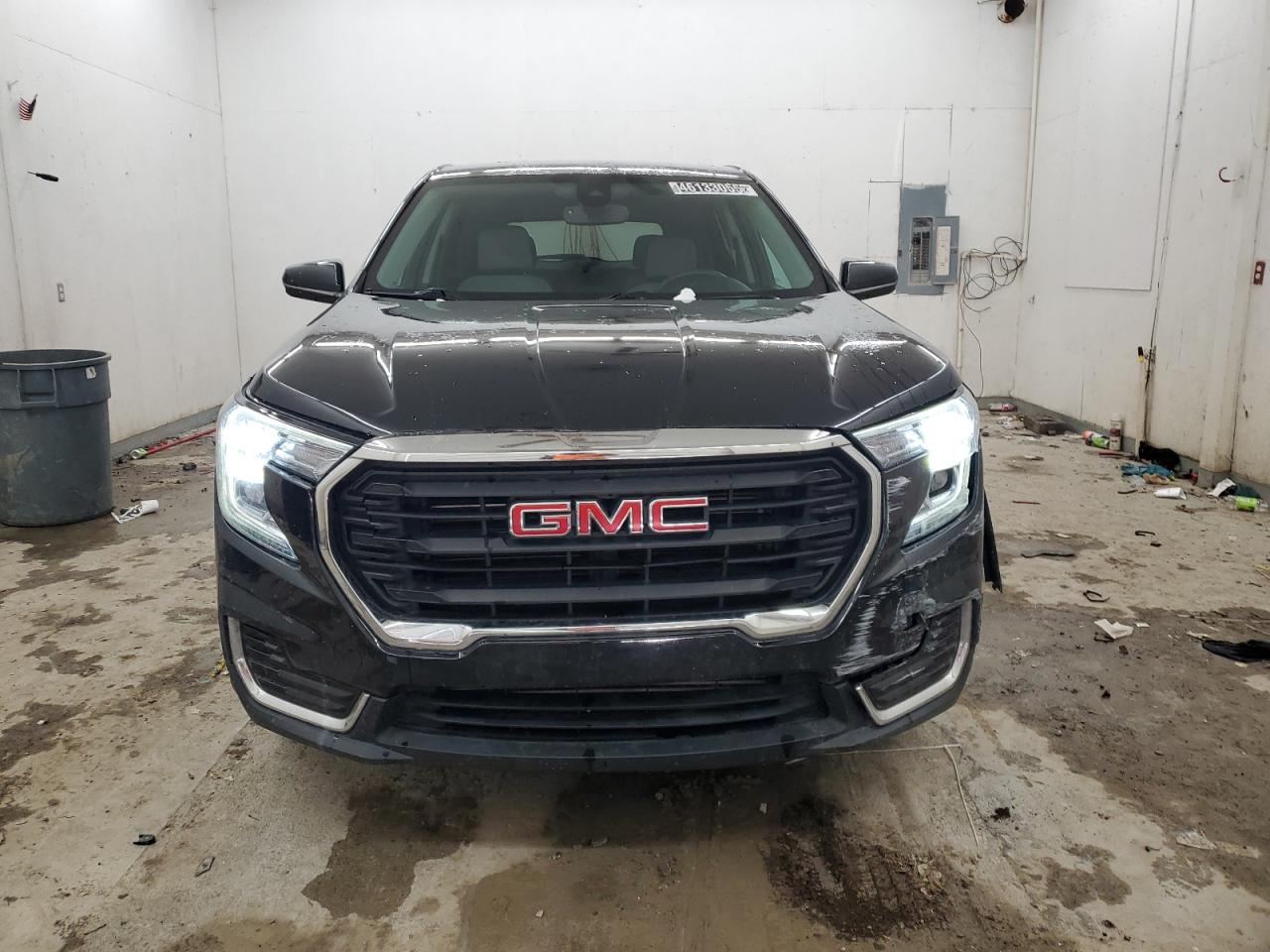 2022 GMC Terrain VIN 3GKALTEV9NL163147 Copart auction photo, front end / minor dent/scratches damage thumbnail 5
