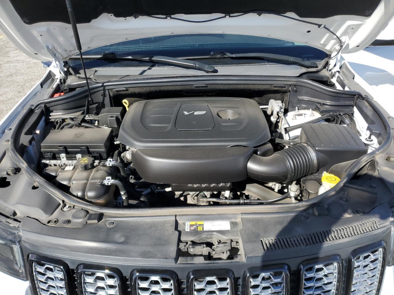 2018 Jeep Grand Cherokee VIN 1C4RJFAG3JC222731 Copart auction photo, side / front end damage thumbnail 12