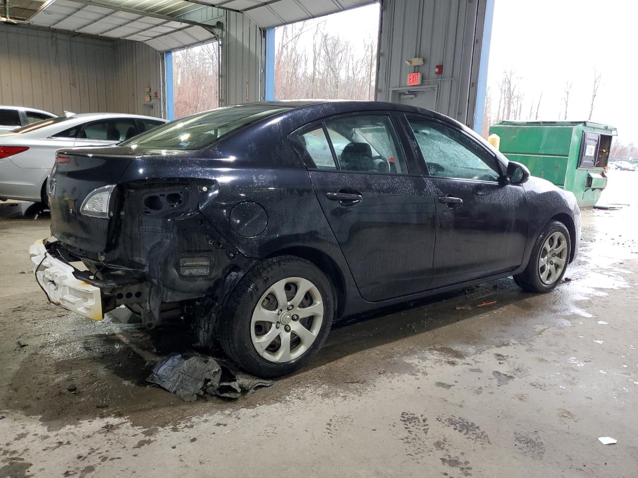 2013 Mazda 3 VIN JM1BL1TG1D1850783 Copart auction photo, rear end / minor dent/scratches damage thumbnail 3