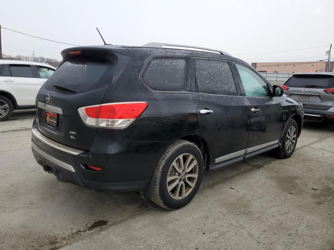 2015 Nissan Pathfinder VIN 5N1AR2MM5FC706113 Copart auction photo, front end damage thumbnail 3