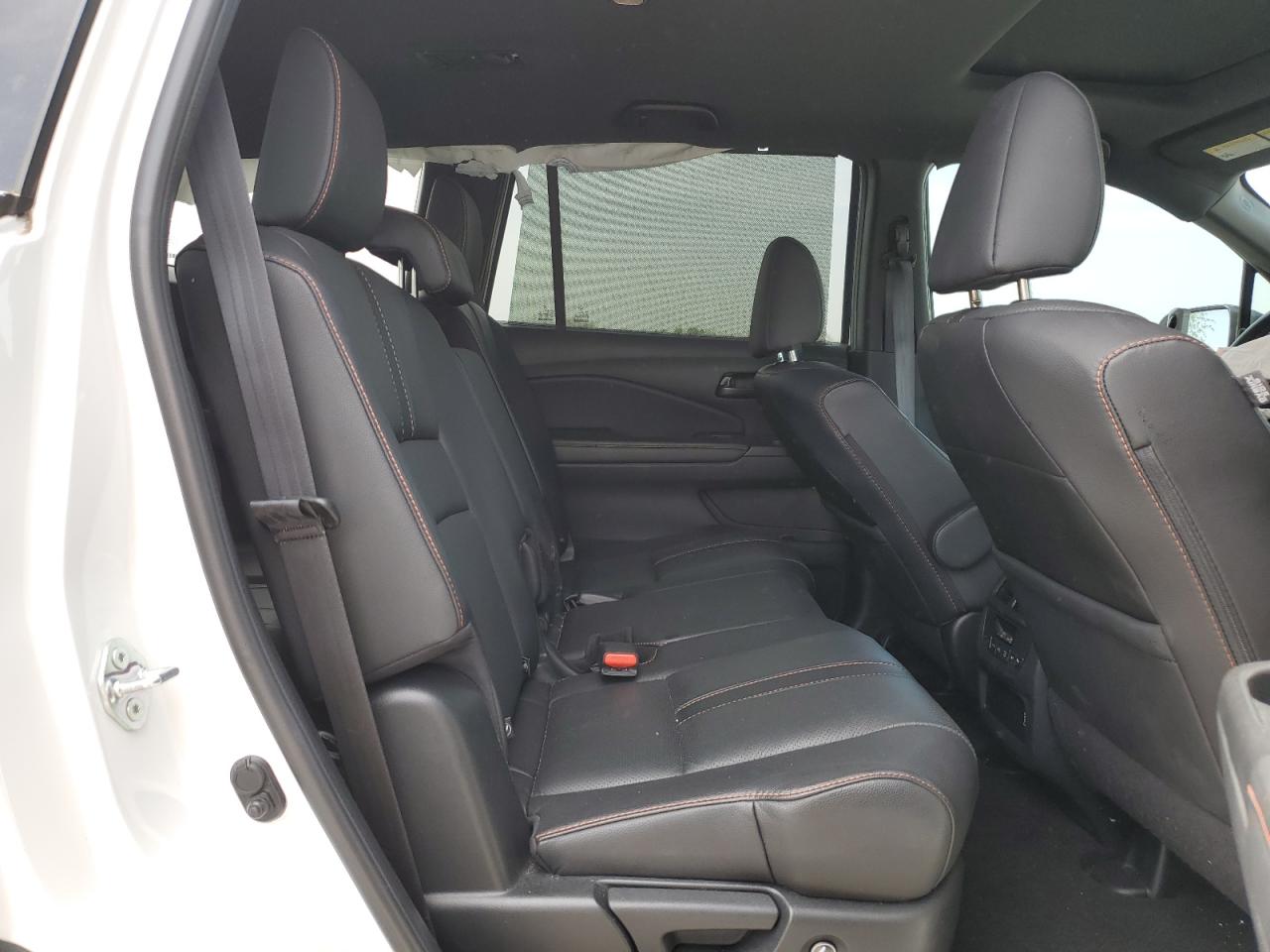 2022 Honda Pilot VIN 5FNYF6H8XNB082584 Copart auction photo, front end / minor dent/scratches damage thumbnail 12