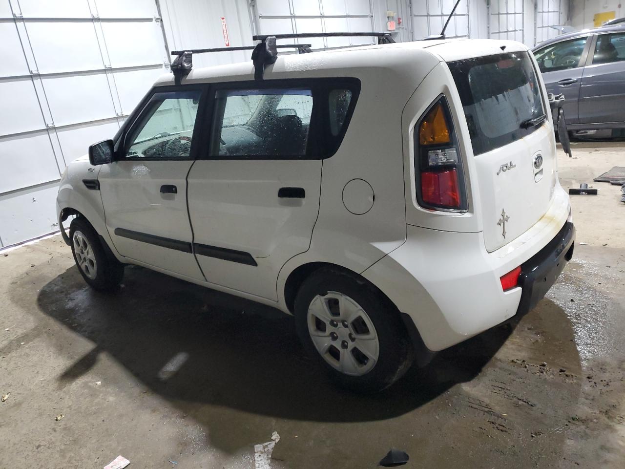 2010 KIA Soul VIN KNDJT2A12A7028096 Copart auction photo, side / front end damage thumbnail 2