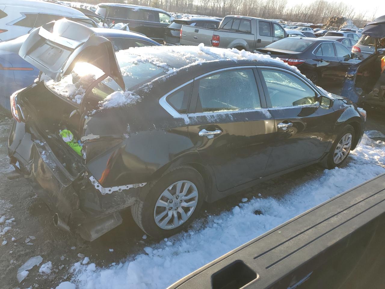 2015 Nissan Altima VIN 1N4AL3AP6FN372002 Copart auction photo, all over damage thumbnail 3
