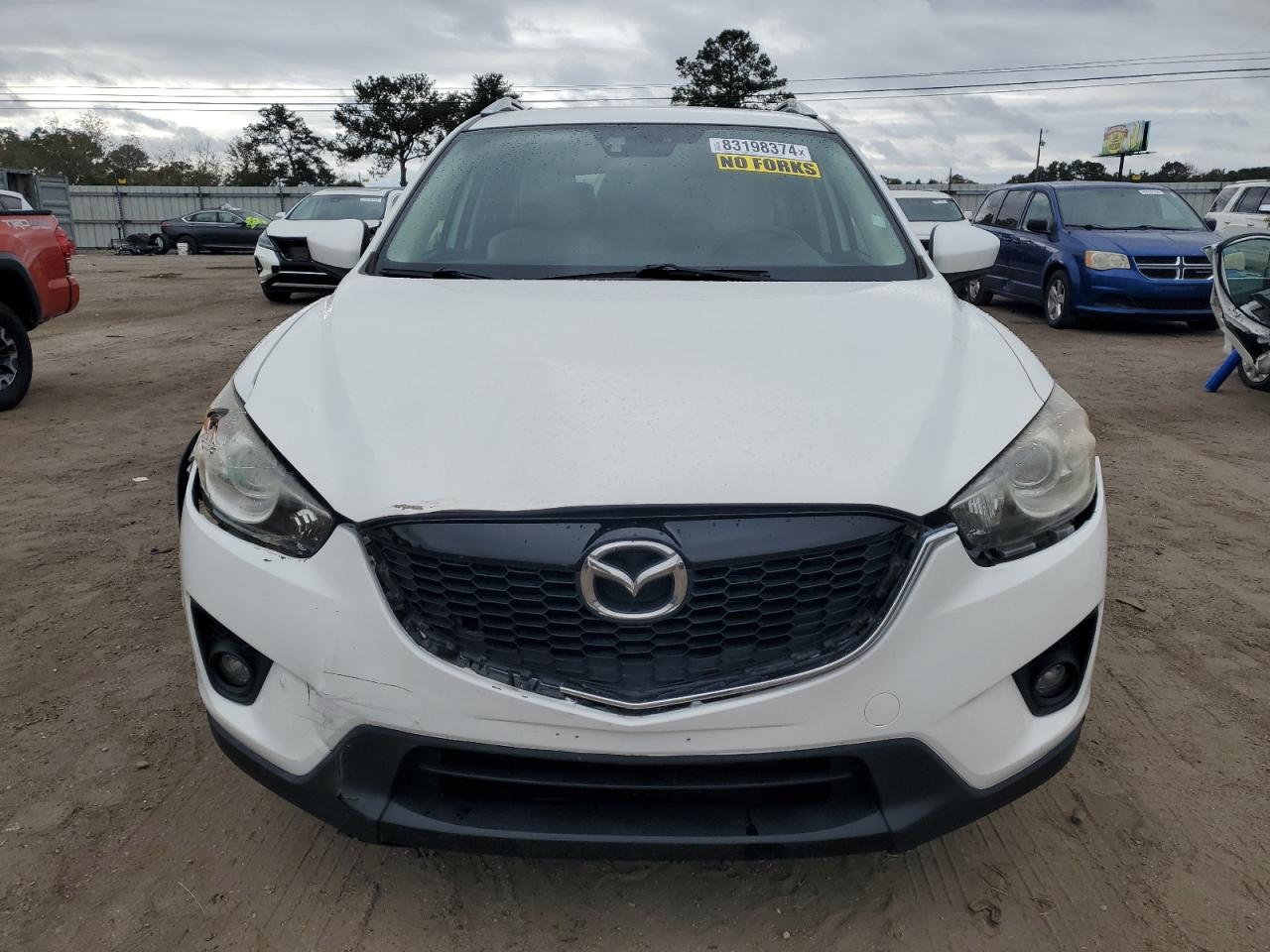 2014 Mazda CX-5 VIN JM3KE4DY0E0390811 Copart auction photo, front end damage thumbnail 5