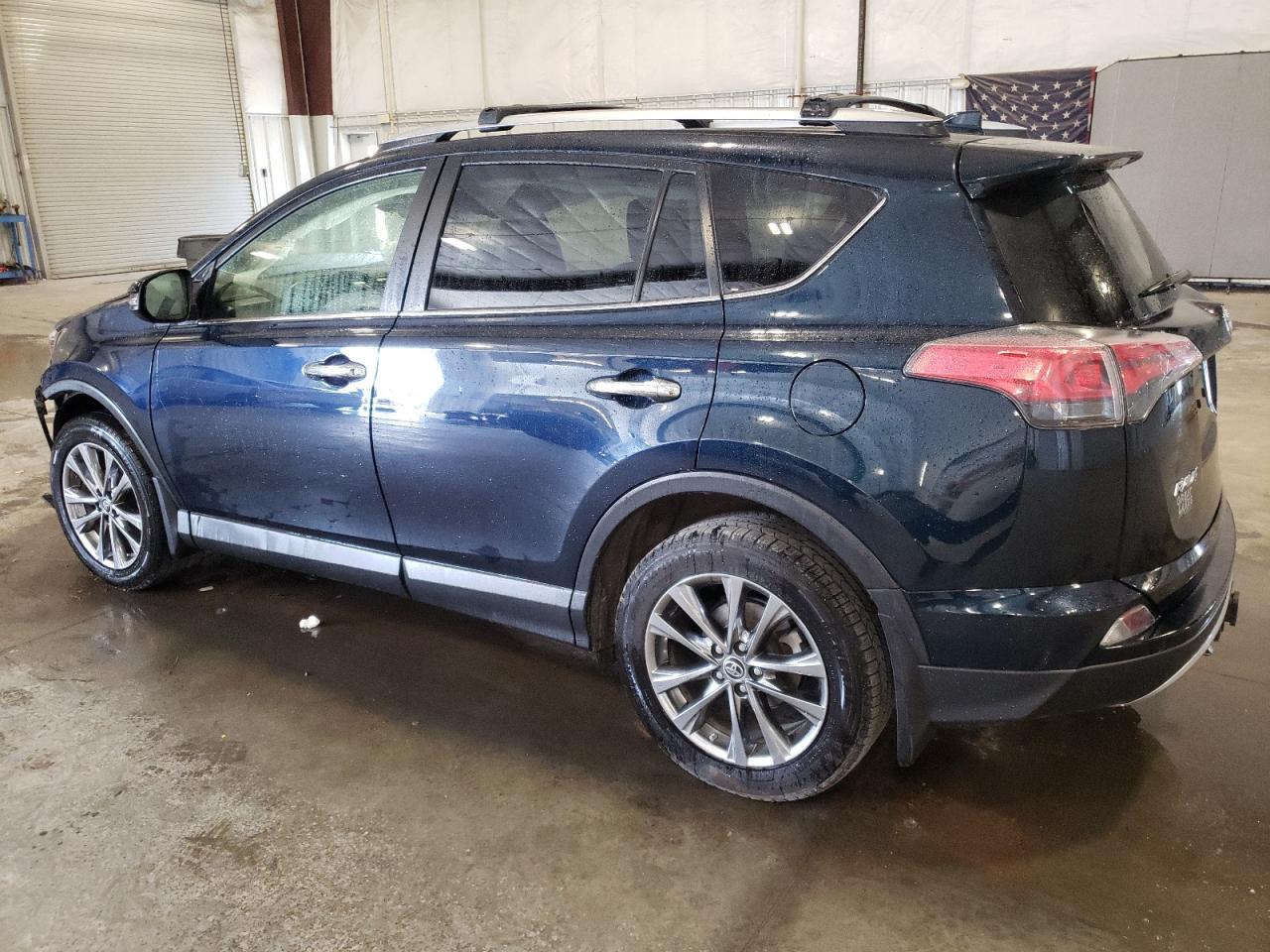 2018 Toyota RAV 4 VIN JTMDFREV3JJ200567 Copart auction photo, front end / side damage thumbnail 2