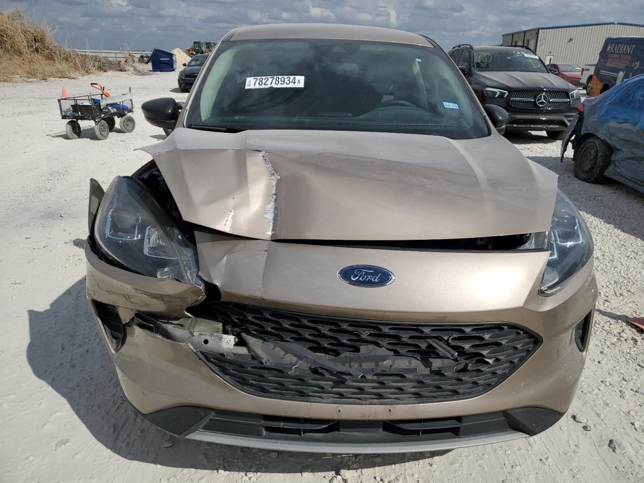 2020 Ford Escape VIN 1FMCU0F67LUB66330 Copart auction photo, front end damage thumbnail 5