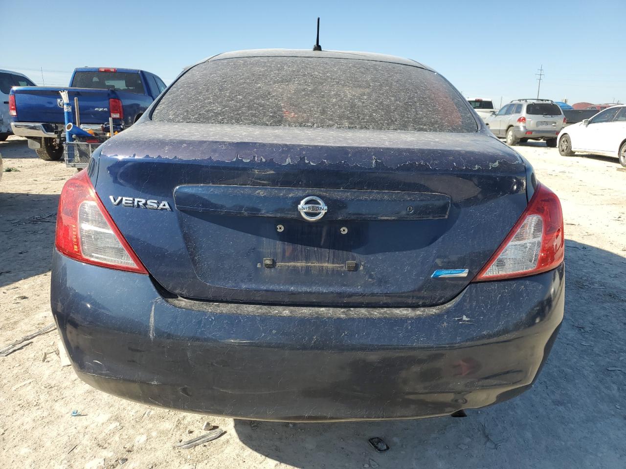 2014 Nissan Versa VIN 3N1CN7AP8EL845419 Copart auction photo, side damage thumbnail 6