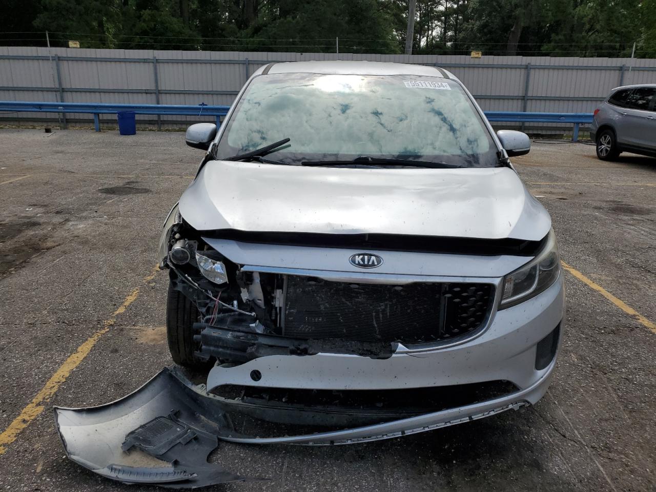 2018 KIA Sedona VIN KNDMB5C19J6349914 Copart auction photo, front end damage thumbnail 5