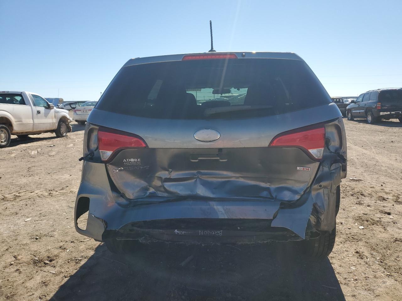 2015 KIA Sorento VIN 5XYKT3A61FG572511 Copart auction photo, rear end damage thumbnail 6