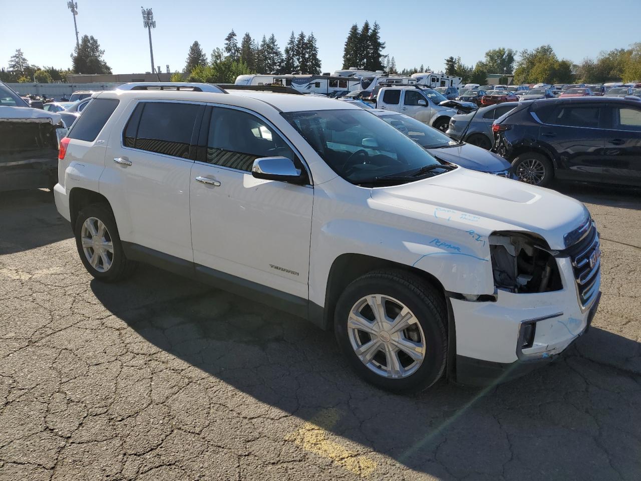 2017 GMC Terrain VIN 2GKFLUEK9H6319729 Copart auction photo, front end damage thumbnail 4