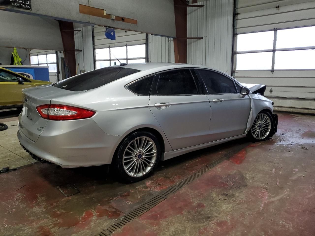 2015 Ford Fusion VIN 3FA6P0H92FR243008 Copart auction photo, front end / side damage thumbnail 3