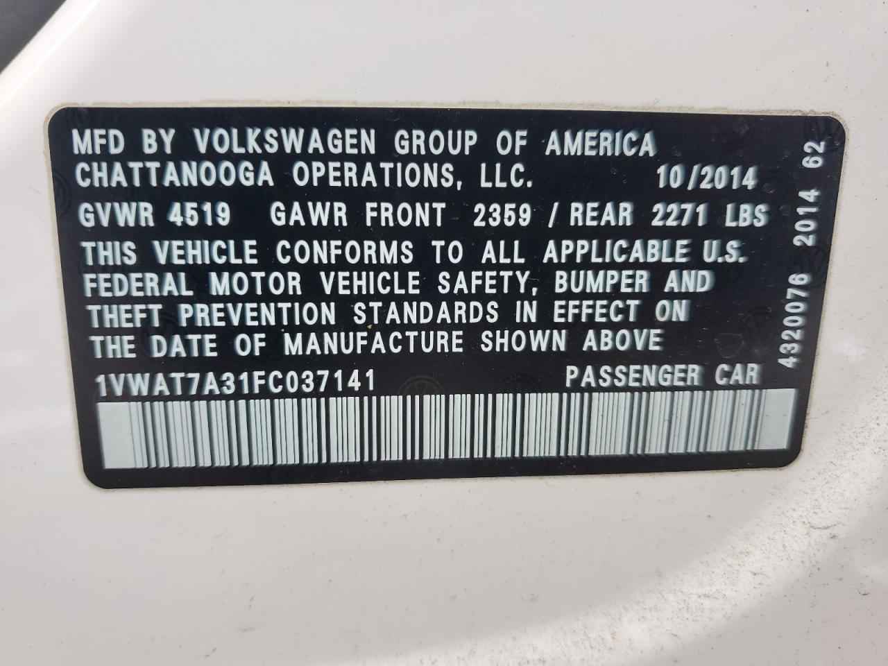 2015 Volkswagen Passat VIN 1VWAT7A31FC037141 Copart auction photo, front end damage thumbnail 15