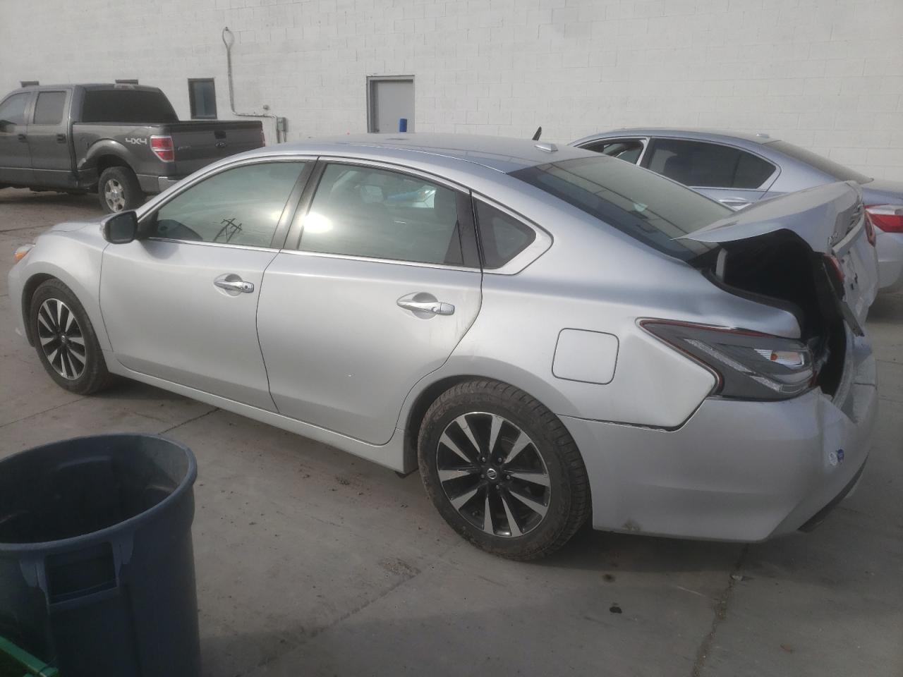 2018 Nissan Altima VIN 1N4AL3AP9JC210899 Copart auction photo, rear end damage thumbnail 2