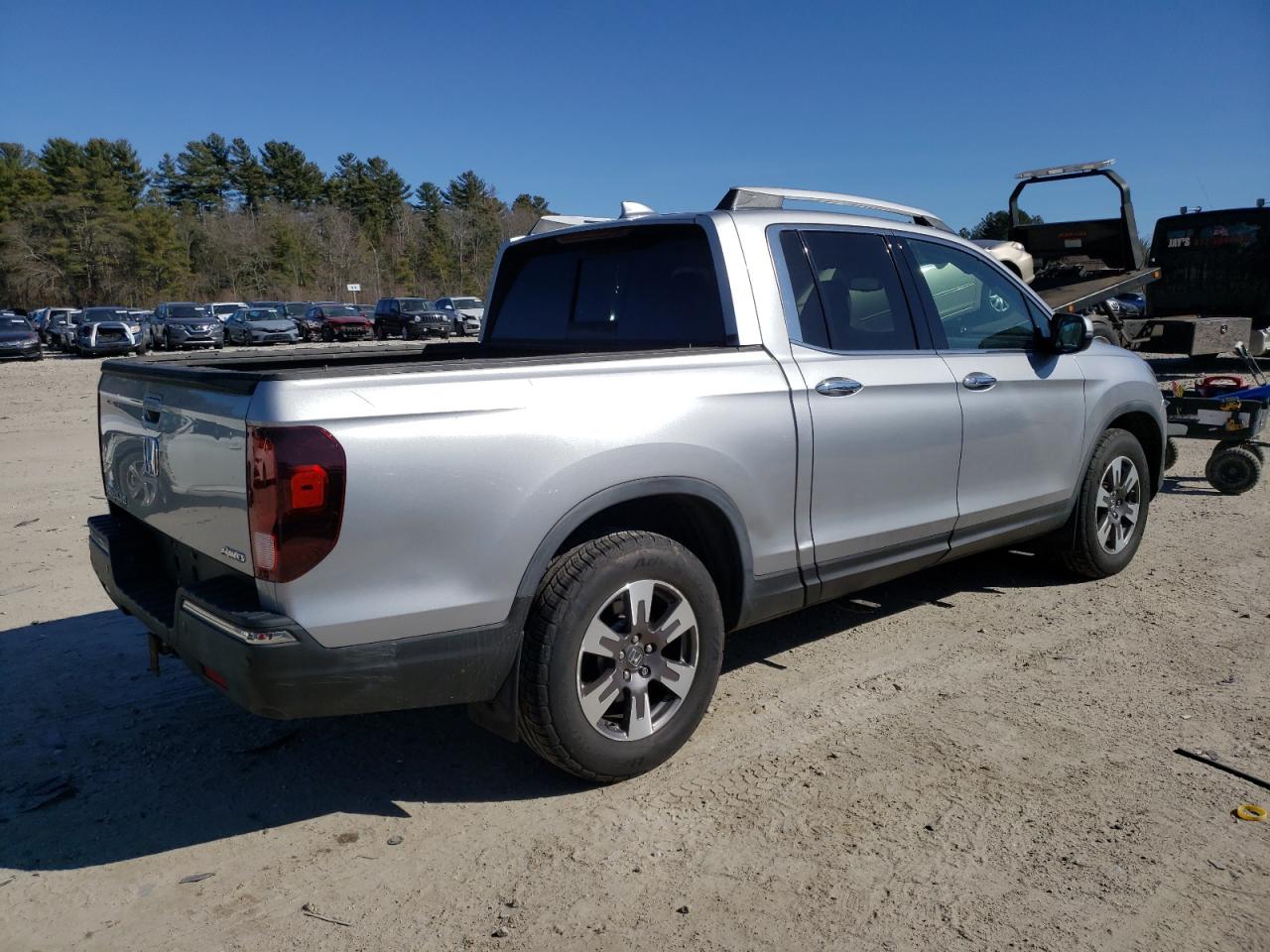 2017 Honda Ridgeline VIN 5FPYK3F74HB013132 Copart auction photo, water/flood / minor dent/scratches damage thumbnail 3
