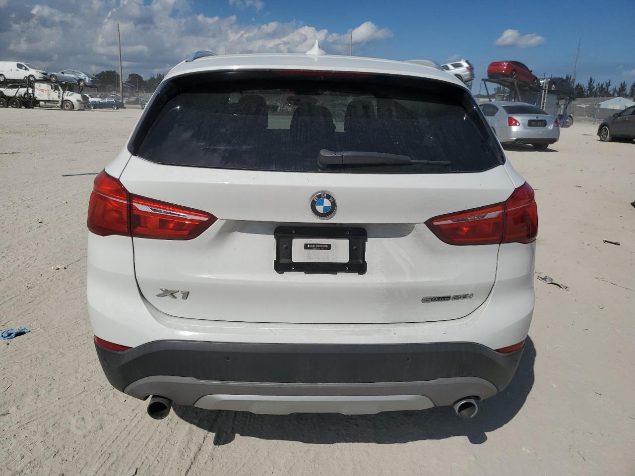 2019 BMW X1 VIN WBXHU7C56K5L10959 Copart auction photo, front end / minor dent/scratches damage thumbnail 6