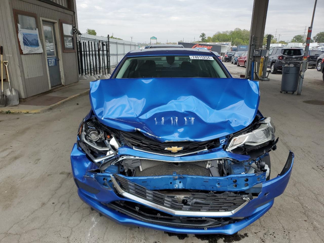 2017 Chevrolet Cruze VIN 3G1BE5SM5HS600646 Copart auction photo, front end / side damage thumbnail 5