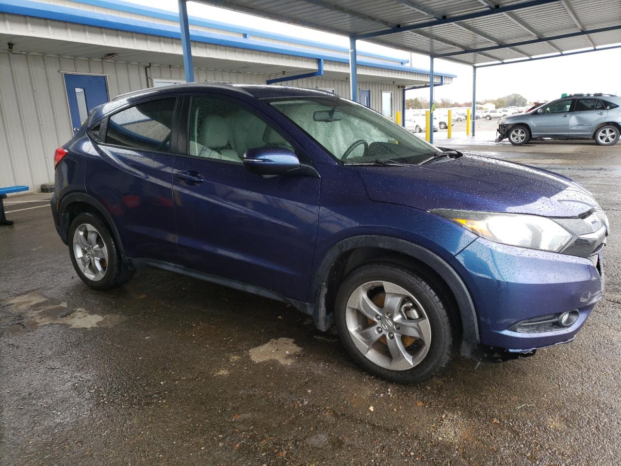 2017 Honda HR-V VIN 3CZRU6H76HM717313 Copart auction photo, front end / rear end damage thumbnail 4