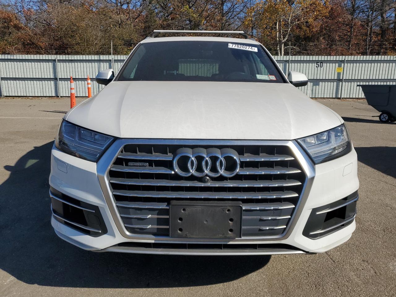 2018 Audi Q7 VIN WA1LAAF70JD050695 Copart auction photo, undercarriage / minor dent/scratches damage thumbnail 5