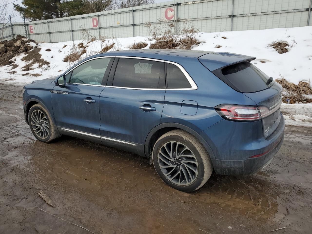 2019 Lincoln Nautilus VIN 2LMPJ8L96KBL53042 Copart auction photo, front end / side damage thumbnail 2