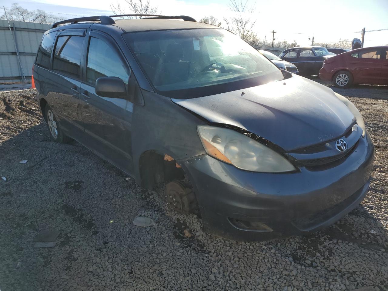 2010 Toyota Sienna VIN 5TDKK4CC2AS314439 Copart auction photo, mechanical / front end damage thumbnail 4