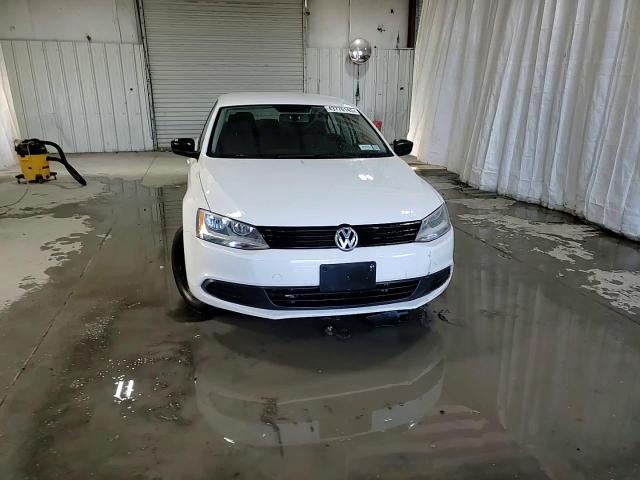 2014 Volkswagen Jetta VIN 3VW2K7AJ0EM375696 Copart auction photo, side / front end damage thumbnail 13