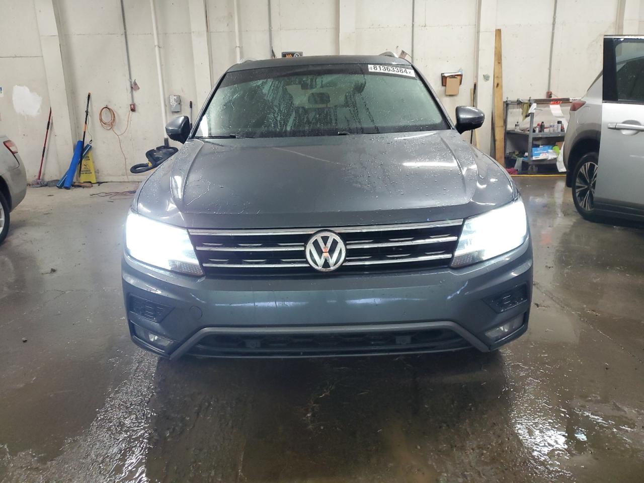2019 Volkswagen Tiguan VIN 3VV3B7AXXKM075463 Copart auction photo, rear end / minor dent/scratches damage thumbnail 5