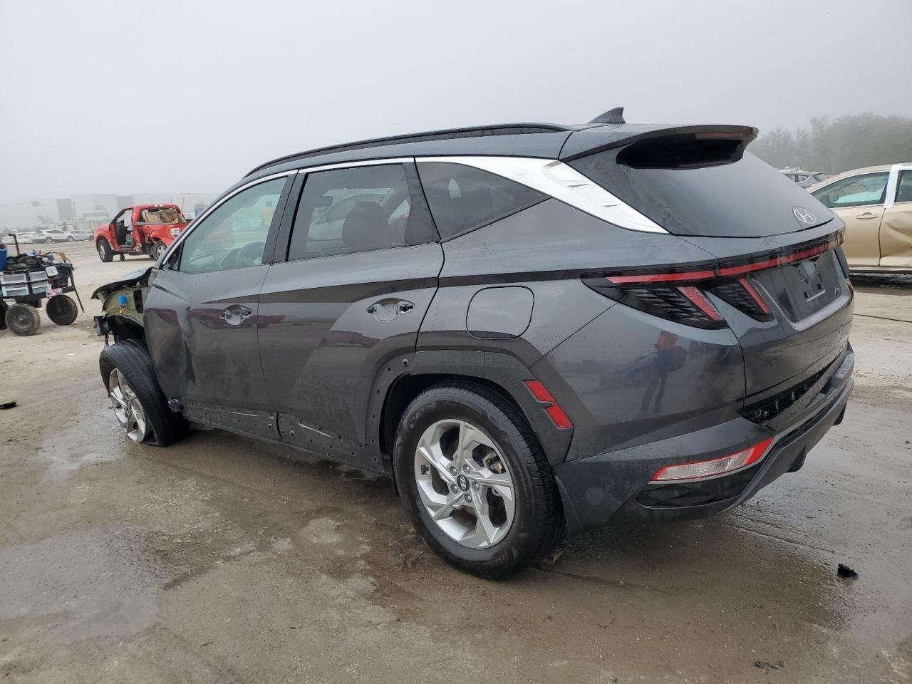2022 Hyundai Tucson VIN 5NMJB3AE0NH083706 Copart auction photo, front end / side damage thumbnail 2