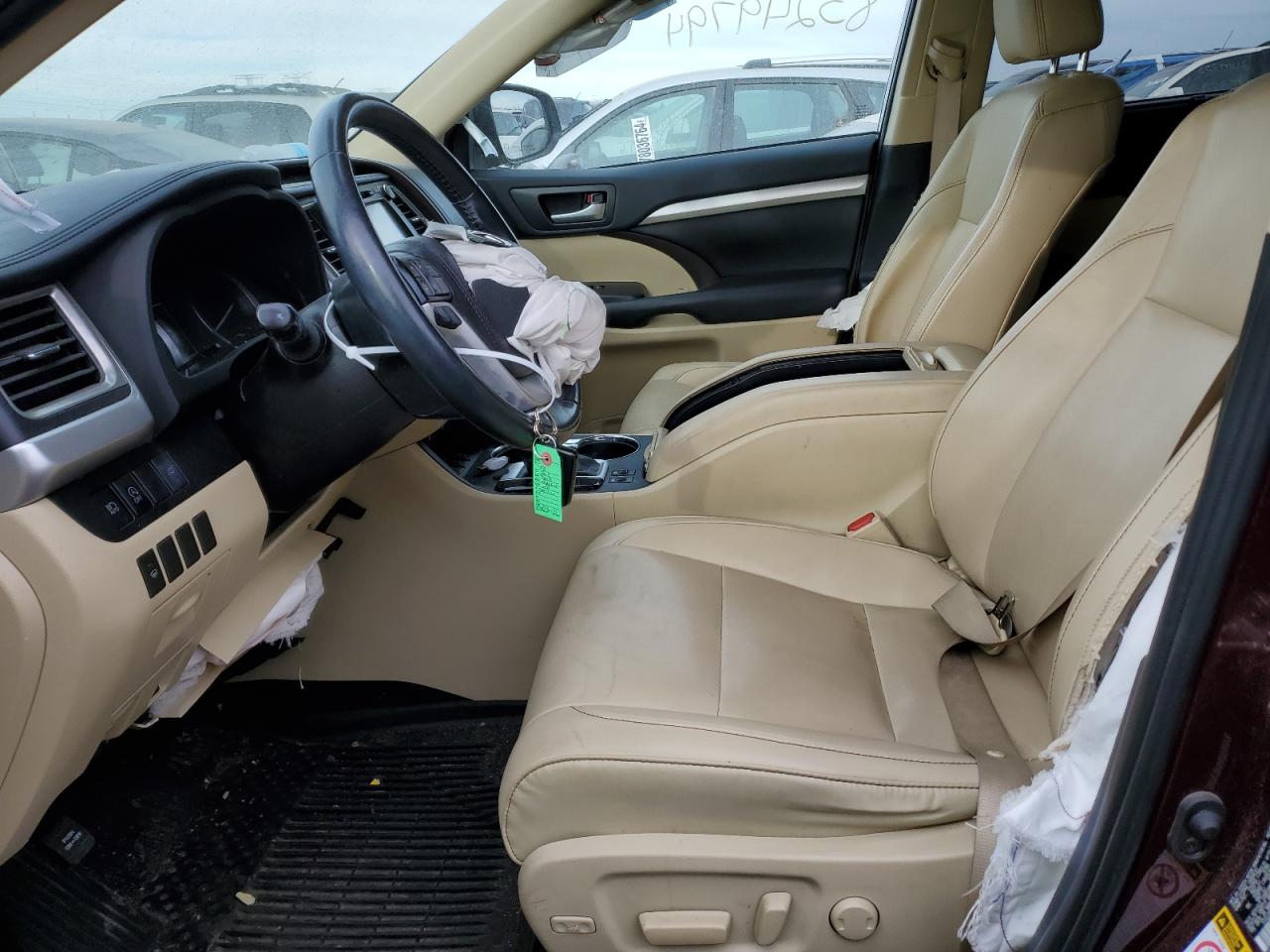 2019 Toyota Highlander VIN 5TDJZRFH4KS928115 Copart auction photo, front end damage thumbnail 7