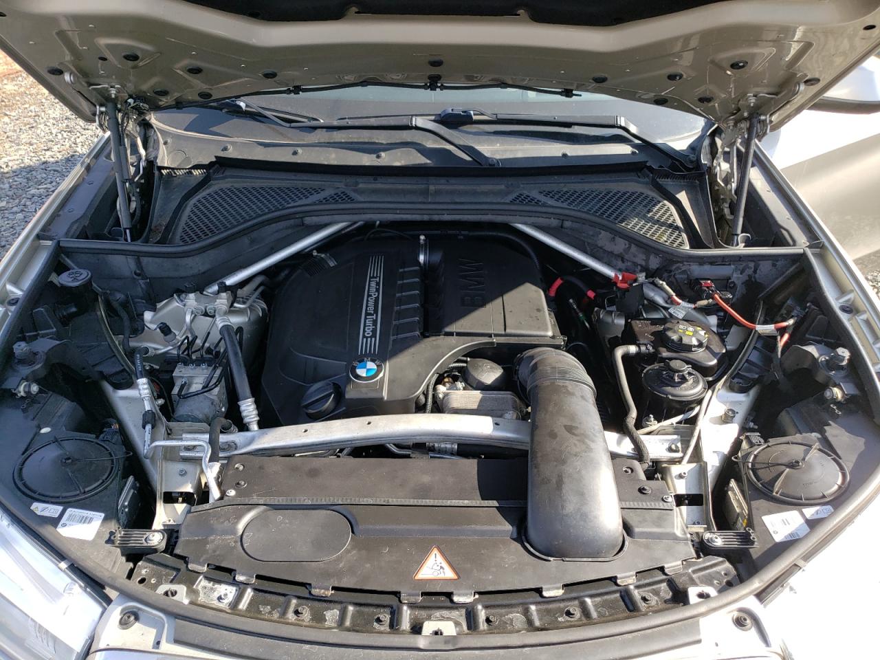 2014 BMW X5 VIN 5UXKR0C55E0K46487 Copart auction photo, minor dent/scratches damage thumbnail 12