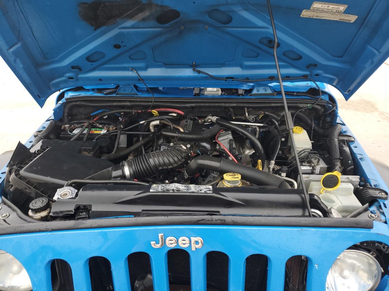 2011 Jeep Wrangler VIN 1J4BA3H11BL562182 Copart auction photo, front end / rear end damage thumbnail 11