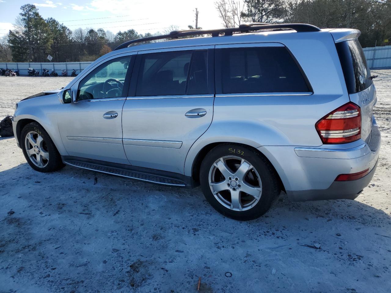 2009 Mercedes-Benz GL-klasse VIN 4JGBF71E89A465431 Copart auction photo, front end / side damage thumbnail 2
