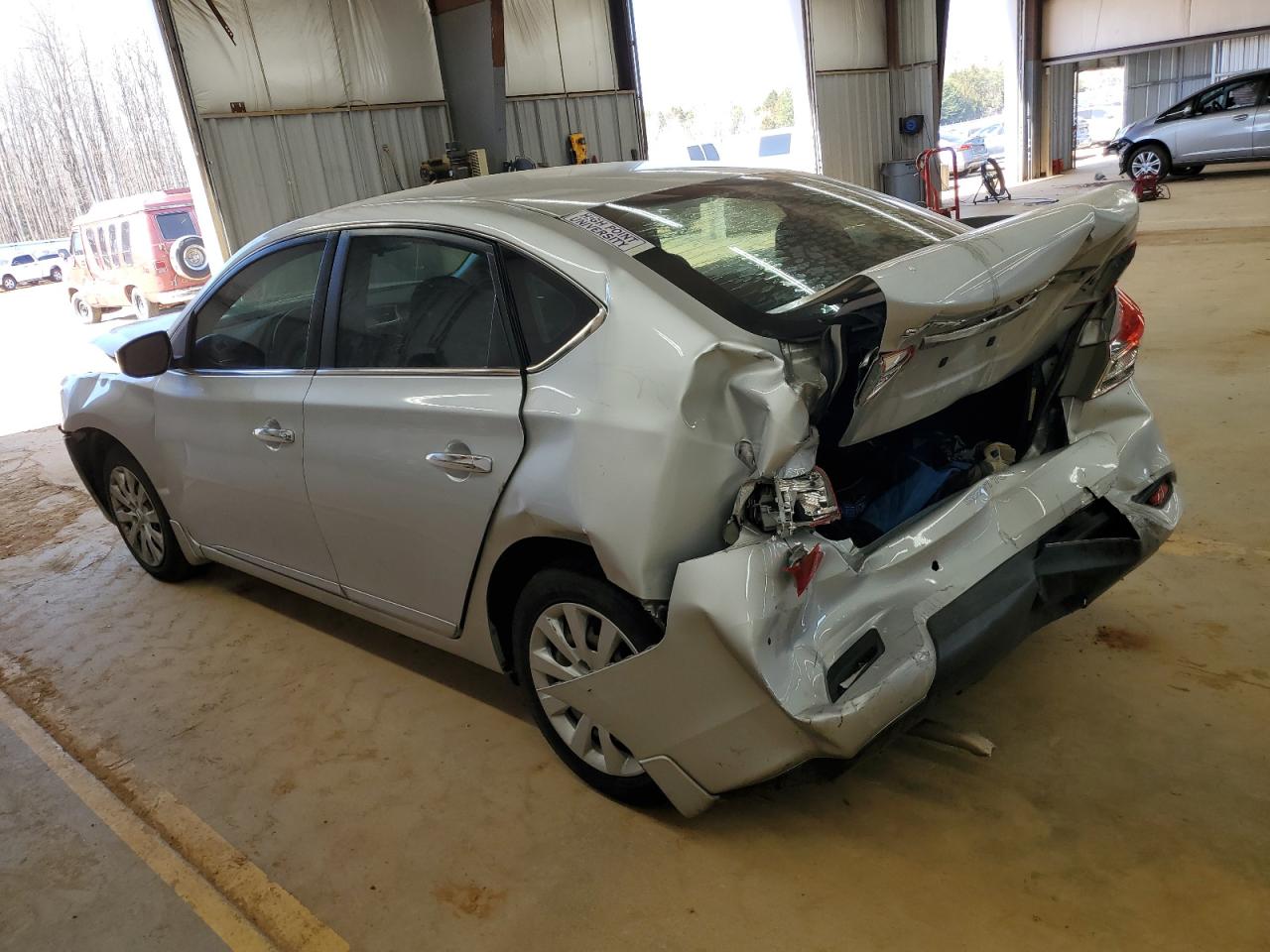2018 Nissan Sentra VIN 3N1AB7APXJY318561 Copart auction photo, rear end / front end damage thumbnail 2