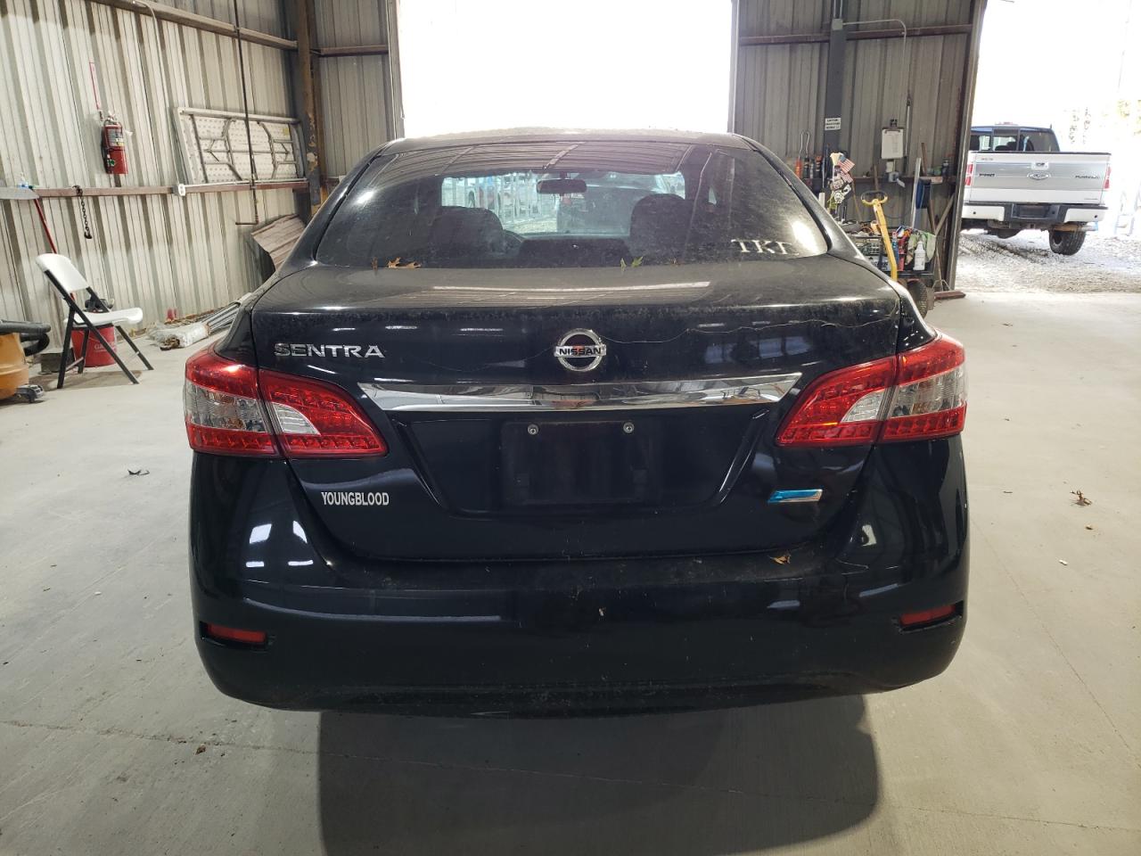 2014 Nissan Sentra VIN 3N1AB7AP5EY338058 Copart auction photo, front end / minor dent/scratches damage thumbnail 6