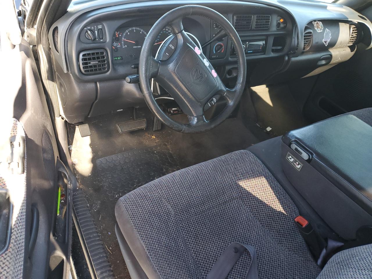 2001 Dodge RAM VIN 3B7HC13Y41G770460 Copart auction photo, front end damage thumbnail 8
