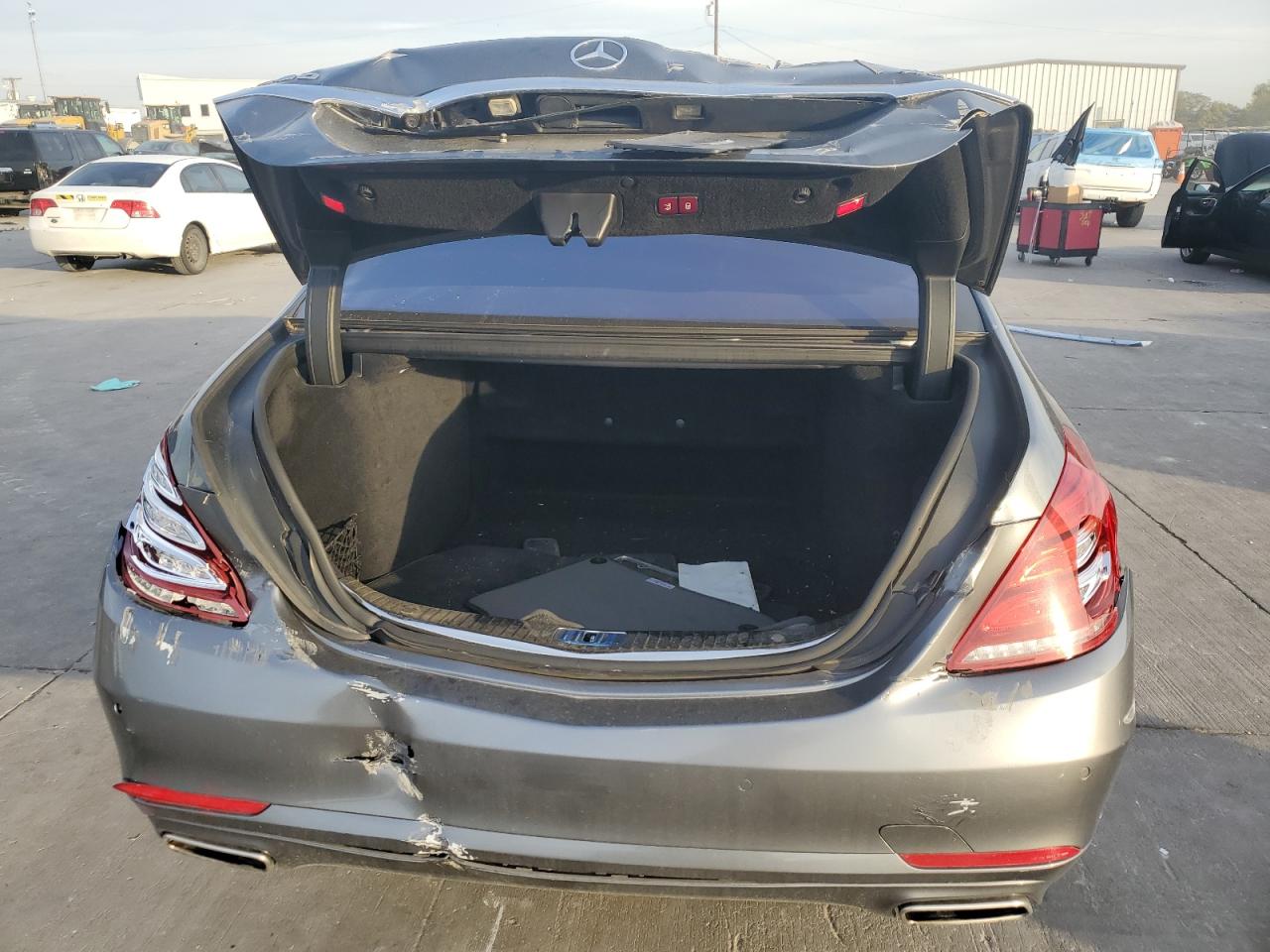 2016 Mercedes-Benz S-klasse VIN WDDUG8FBXGA265216 Copart auction photo, rear end / side damage thumbnail 6