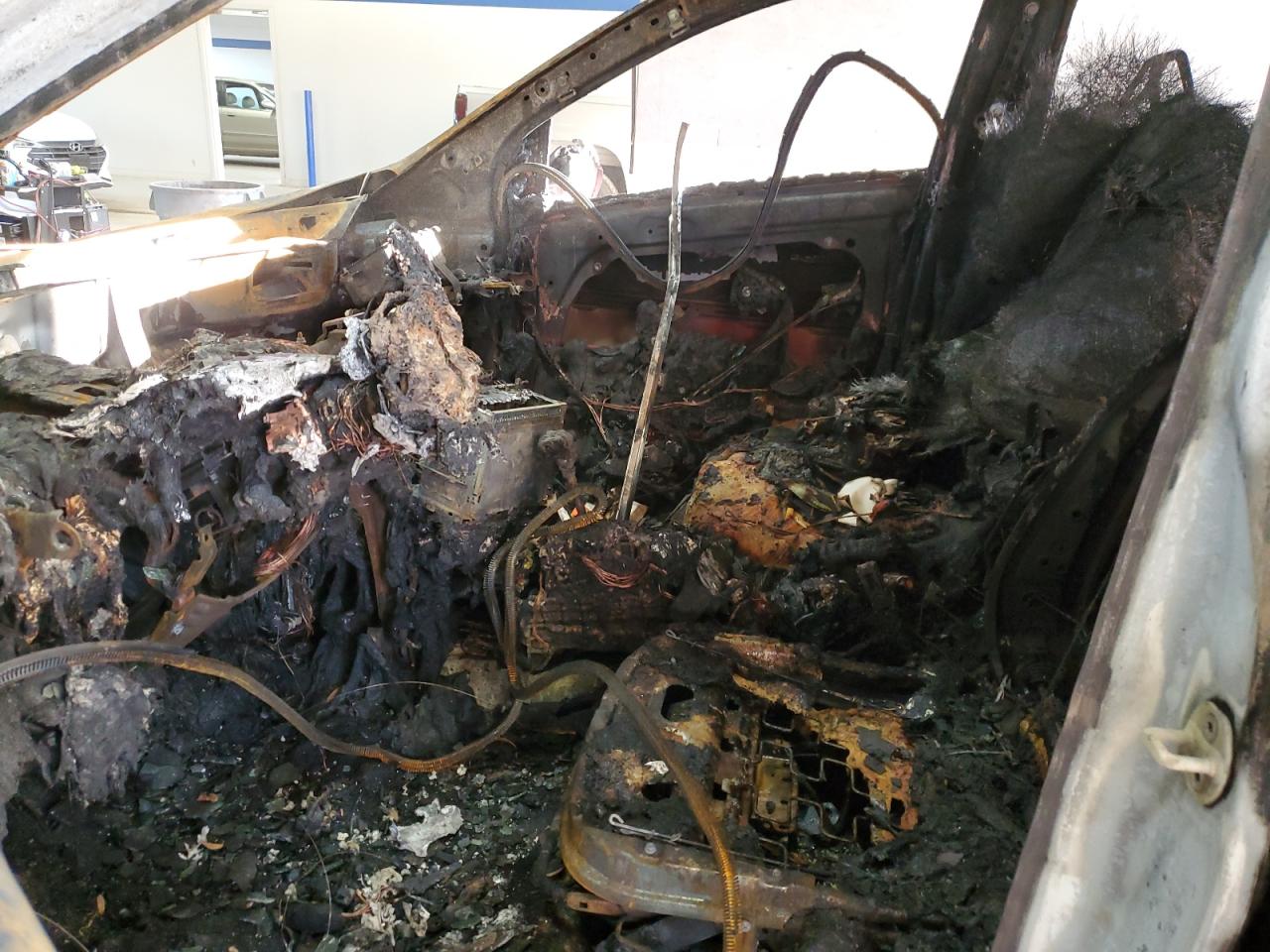 2017 KIA Sportage VIN KNDPMCAC6H7113354 Copart auction photo, burn damage thumbnail 7