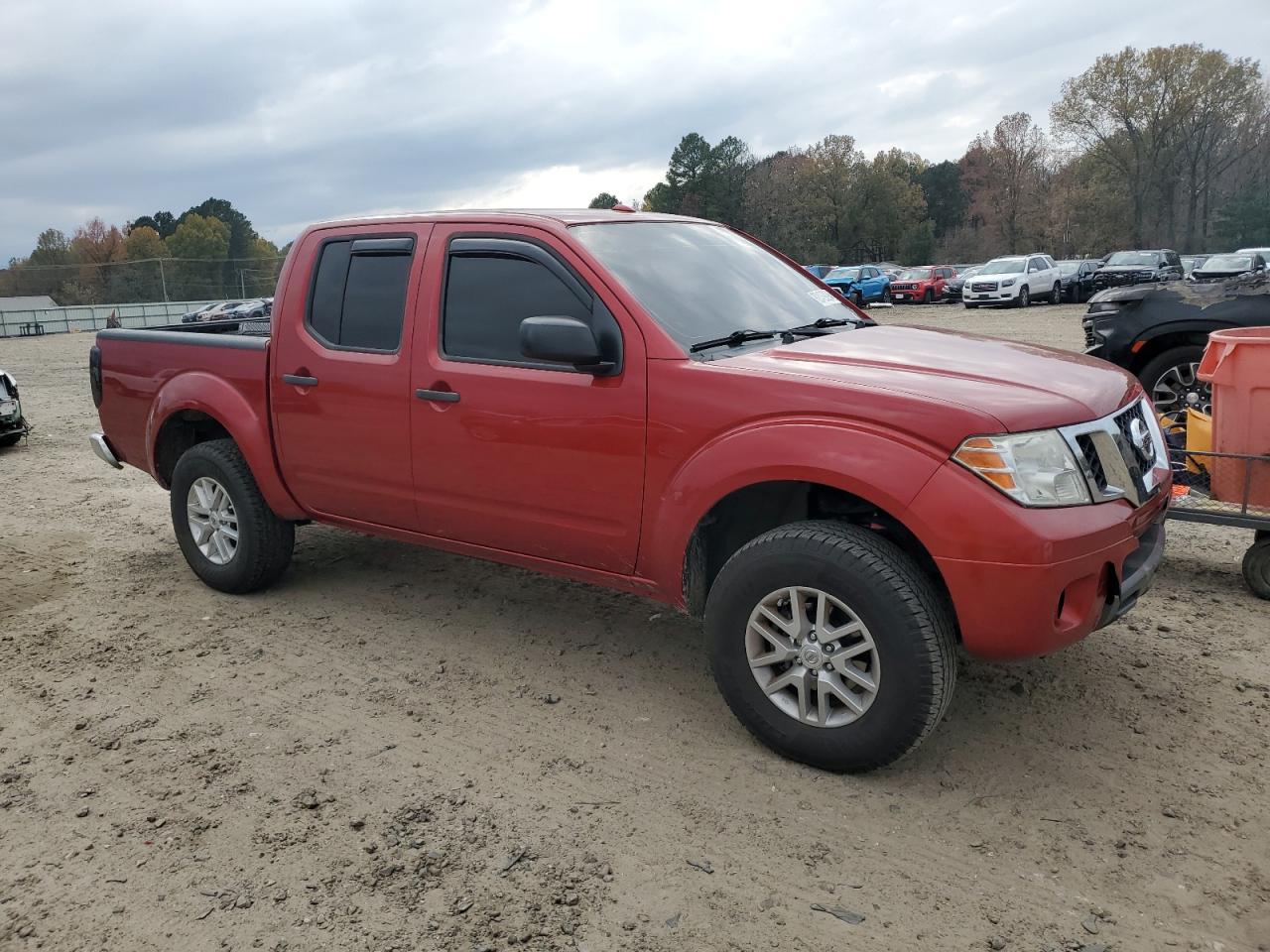 2016 Nissan Navara (Frontier) VIN 1N6AD0EV6GN737694 Copart auction photo, front end / side damage thumbnail 4