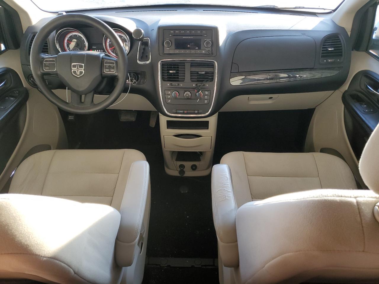 2015 Dodge Caravan VIN 2C4RDGBG4FR516746 Copart auction photo, front end / all over damage thumbnail 8