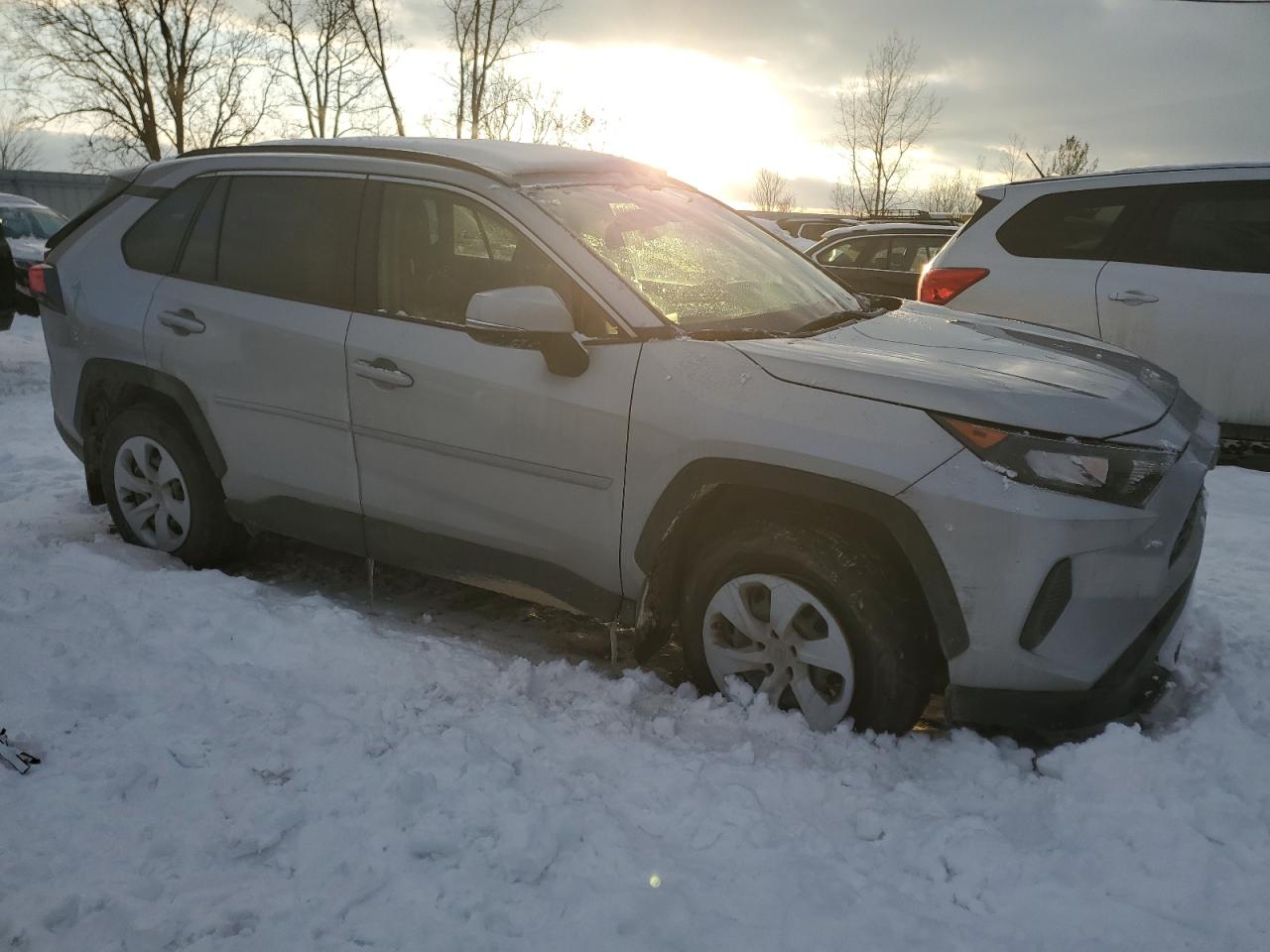 2019 Toyota RAV 4 VIN JTMG1RFV7KJ024375 Copart auction photo, rear end / side damage thumbnail 4